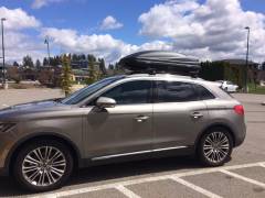 2016 Lincoln MKX & Thule Cargo Box